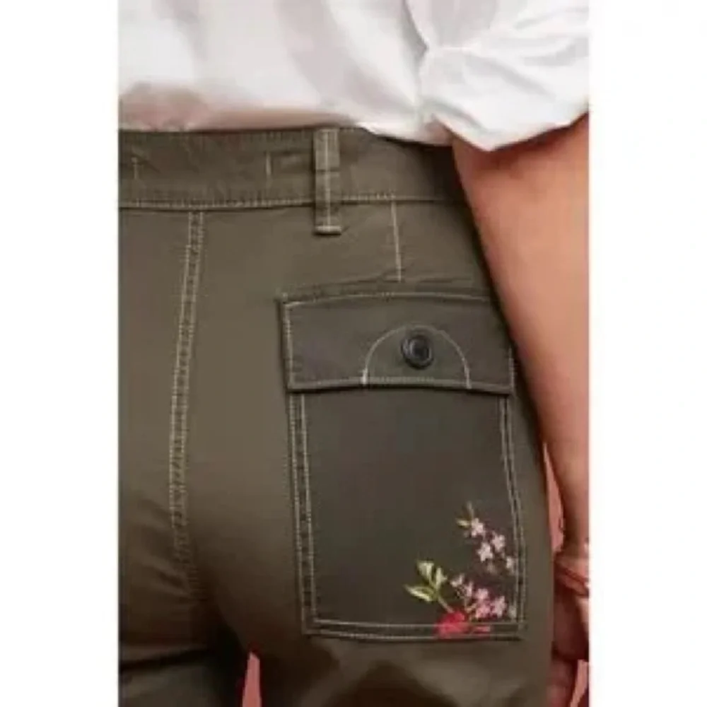 By Anthropologie Green Floral Embroidered Cargo Utility Pants Size 27 - Picture 4 of 9